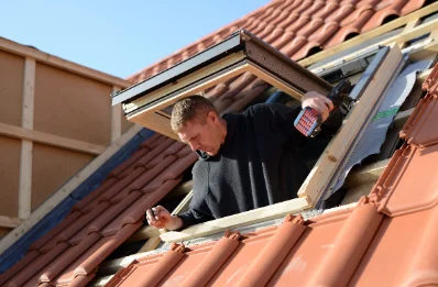Pose de fenêtres de toit Velux à Rothonay